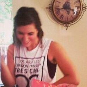 Meet your Posher, Lauren